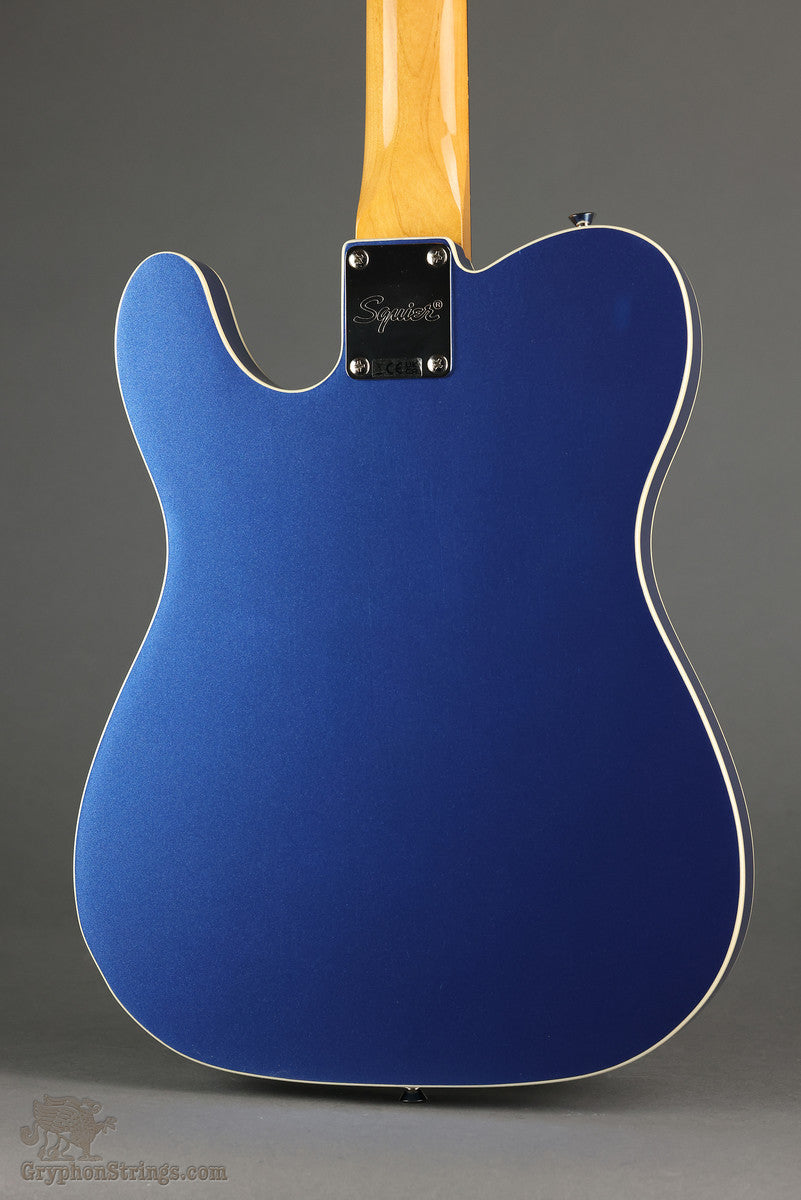 Squier Classic Vibe™ Custom Telecaster® SH with Bigsby, Parchment