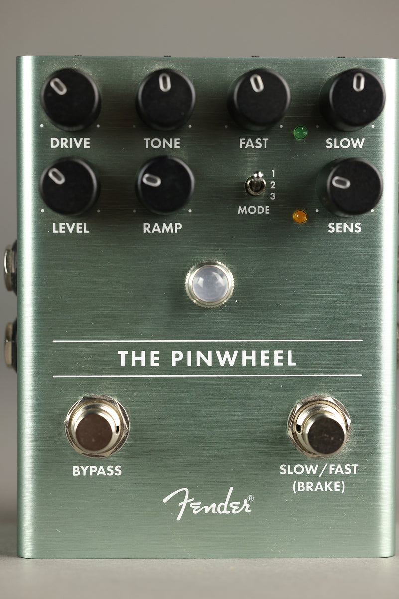 Fender The Pinwheel Rotary Speaker Emulator – Gryphon Strings