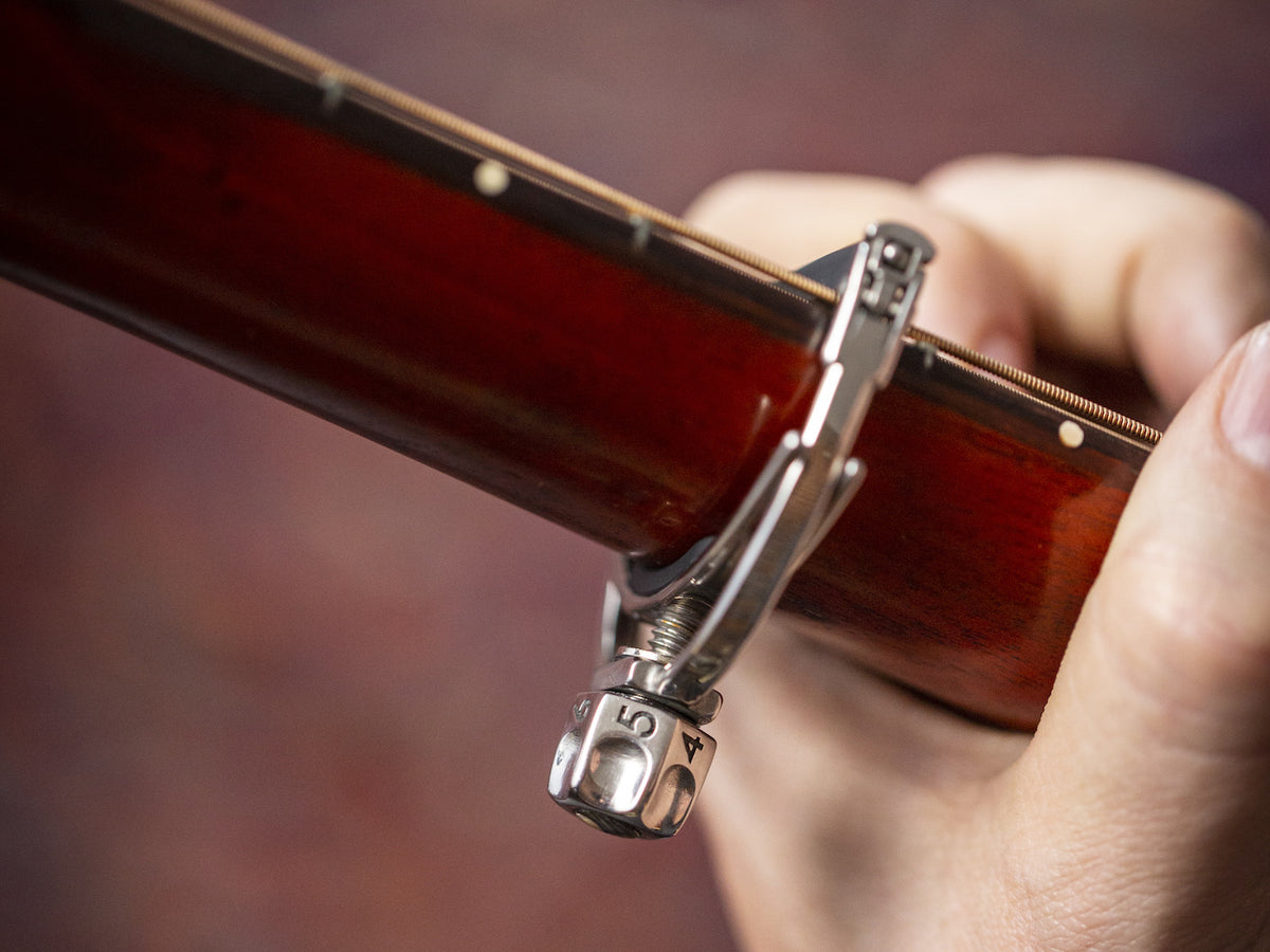 Shubb F1 FineTune Capo for Steel String Guitar – Gryphon Strings