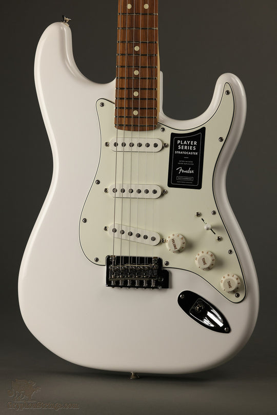 Fender Player Stratocaster®, Pau Ferro Fingerboard, Polar White New