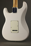 Fender Player Stratocaster®, Pau Ferro Fingerboard, Polar White New