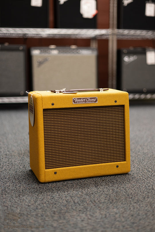 Fender 57 Custom Champ®, 120V New