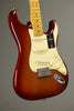 Fender American Professional II Stratocaster®, Maple Fingerboard, Sienna Sunburst