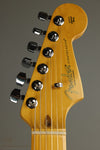 Fender American Professional II Stratocaster®, Maple Fingerboard, Sienna Sunburst
