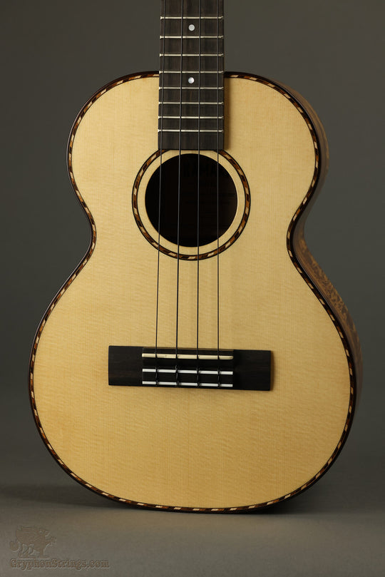 Kamaka HF-3 DS Deluxe Spruce Top Tenor Ukulele