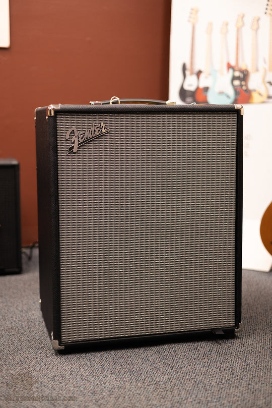 Fender Rumble™ 500 (V3), 120V, Black/Silver New