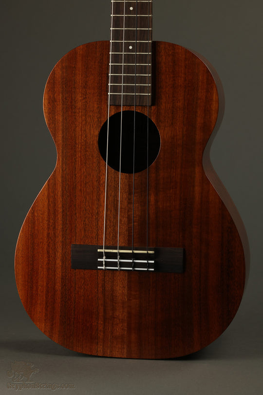 Kamaka HF-4 Baritone Ukulele - New