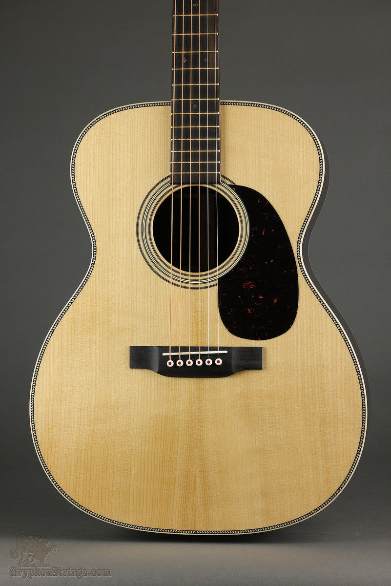 Martin 000-28 Modern Deluxe Steel String Acoustic Guitar - New