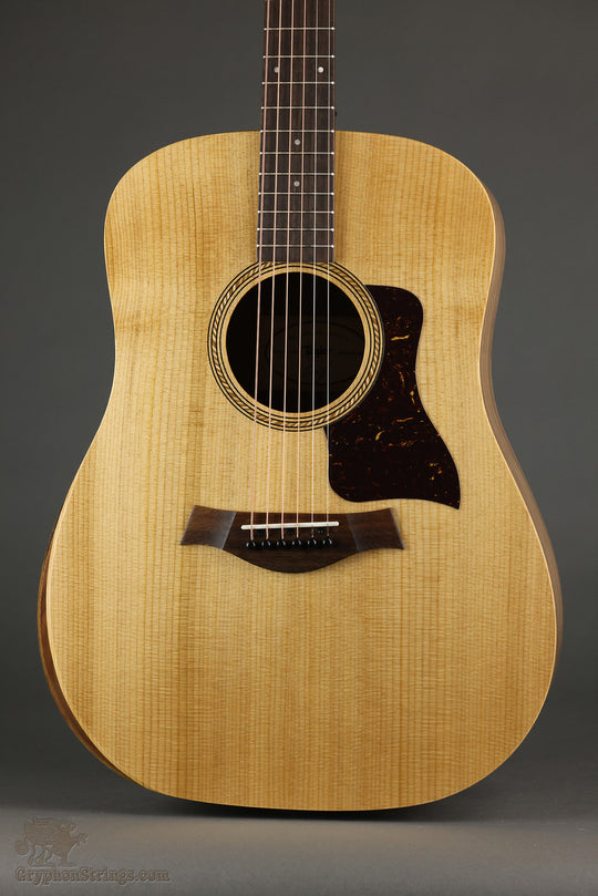 Taylor Academy 10e Acoustic Electric Guitar - New