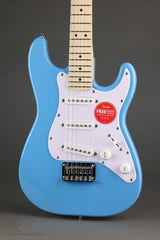Squier Mini Stratocaster®, Maple Fingerboard, White Pickguard