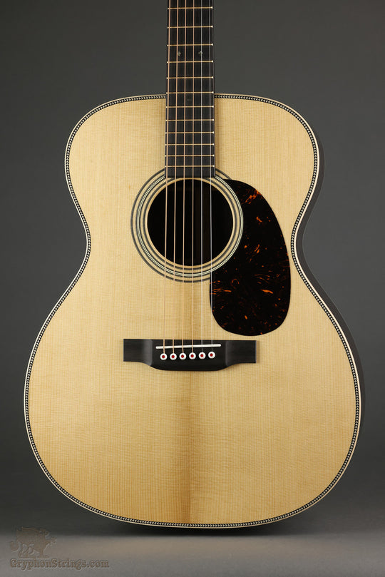 Martin 000-28 Modern Deluxe Steel String Acoustic Guitar - New