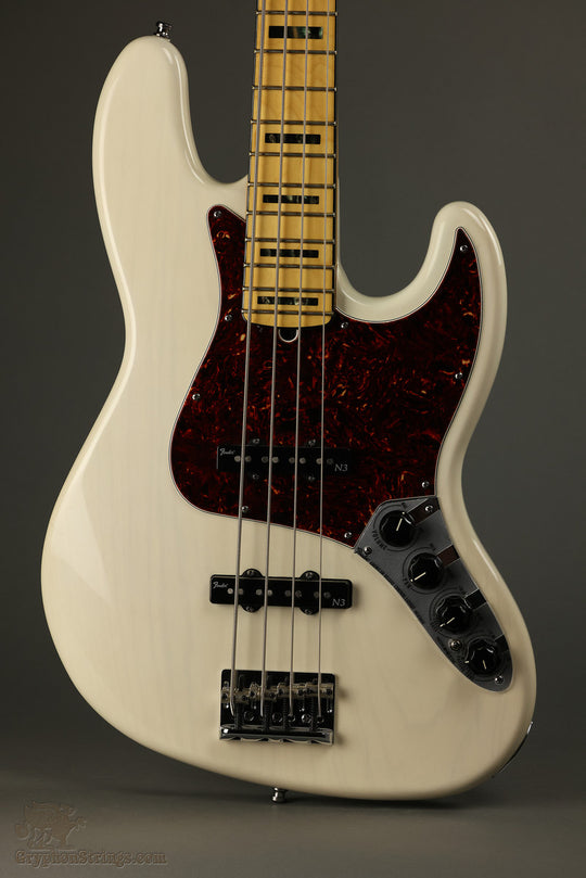 2013 Fender American Deluxe Jazz Bass Used