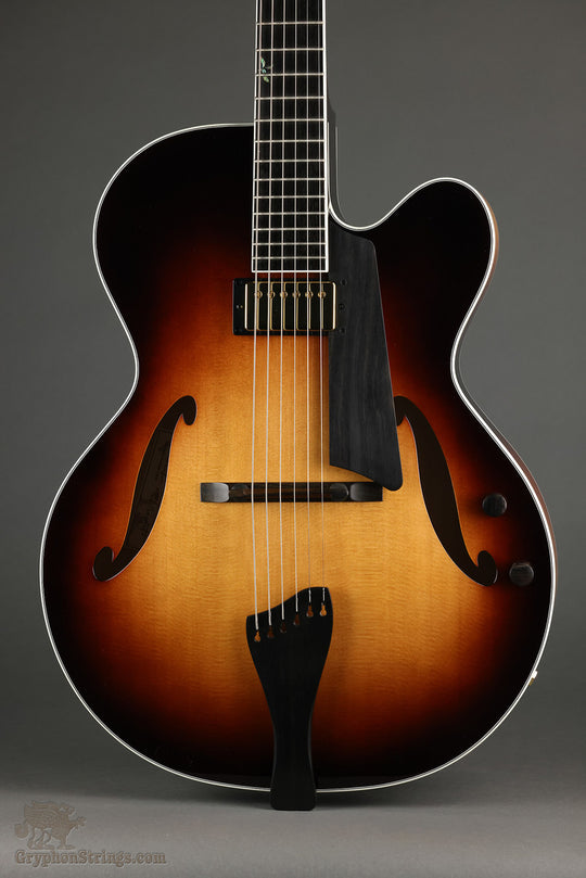 2024 Benedetto Bravo Electric Archtop Guitar - Used