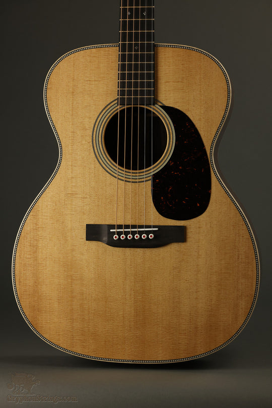 Martin 000-28 Modern Deluxe Steel String Acoustic Guitar - New