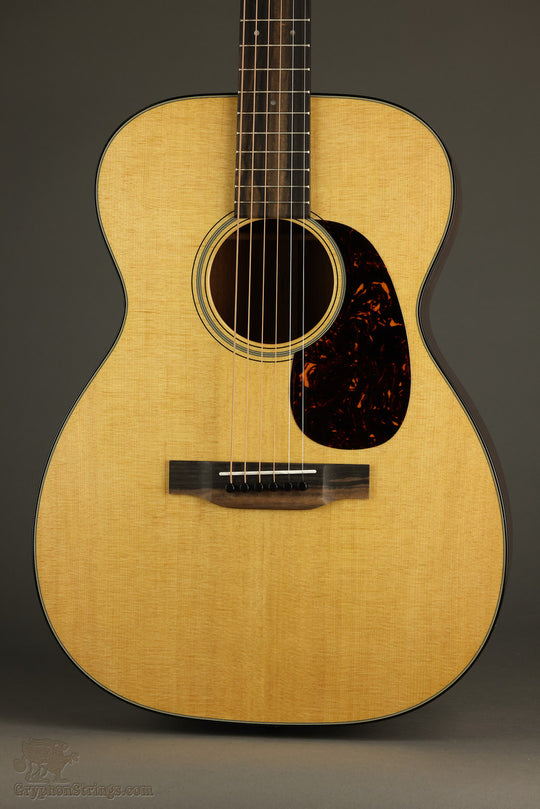Martin 00-18 Acoustic Guitar - New