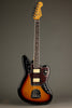 Fender Kurt Cobain Jaguar®, Rosewood Fingerboard, 3-Color Sunburst - New