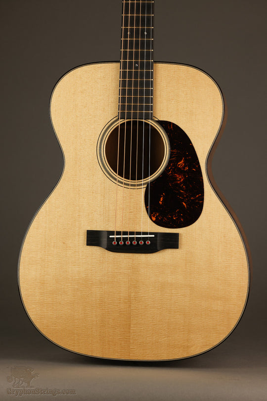 Martin 000-18 Modern Deluxe Steel String Acoustic Guitar - New