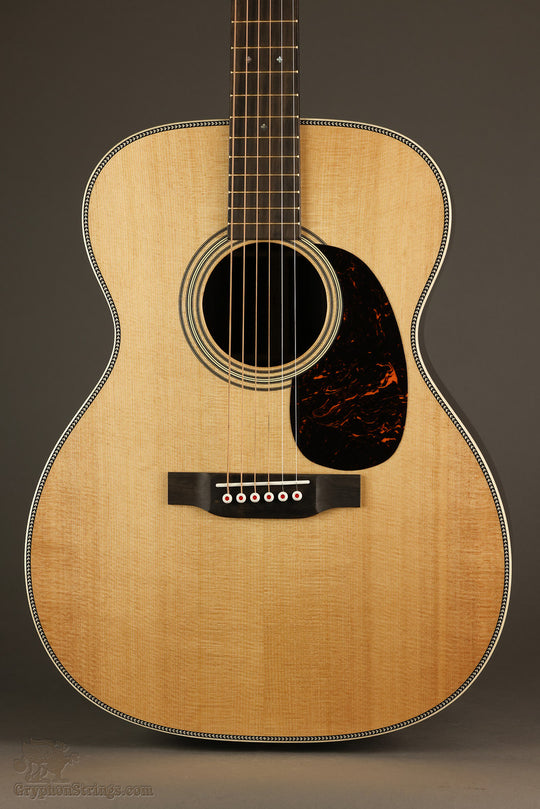 Martin 000-28 Modern Deluxe Steel String Acoustic Guitar - New