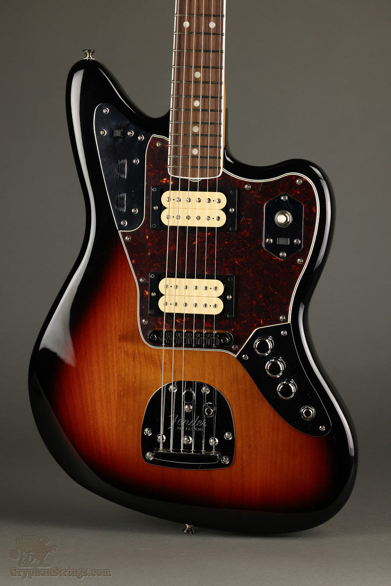 Fender Kurt Cobain Jaguar®, Rosewood Fingerboard, 3-Color Sunburst