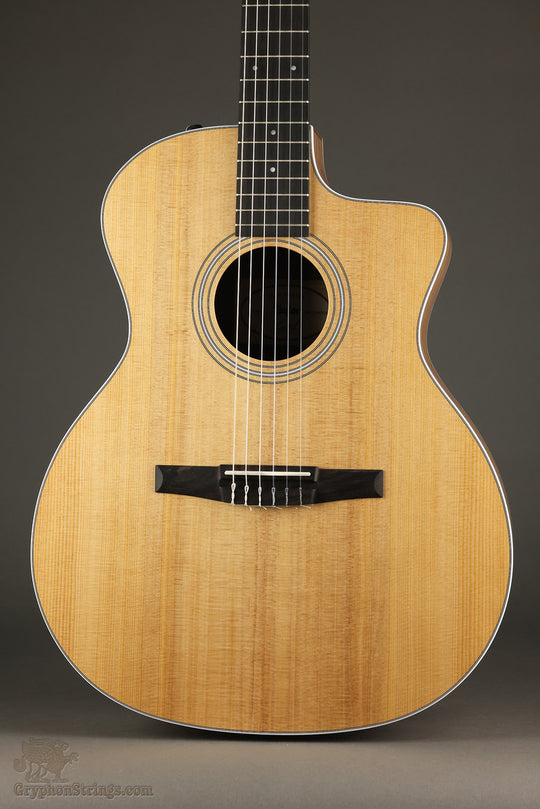 Taylor 214ce-N Nylon String Acoustic Electric Guitar - New