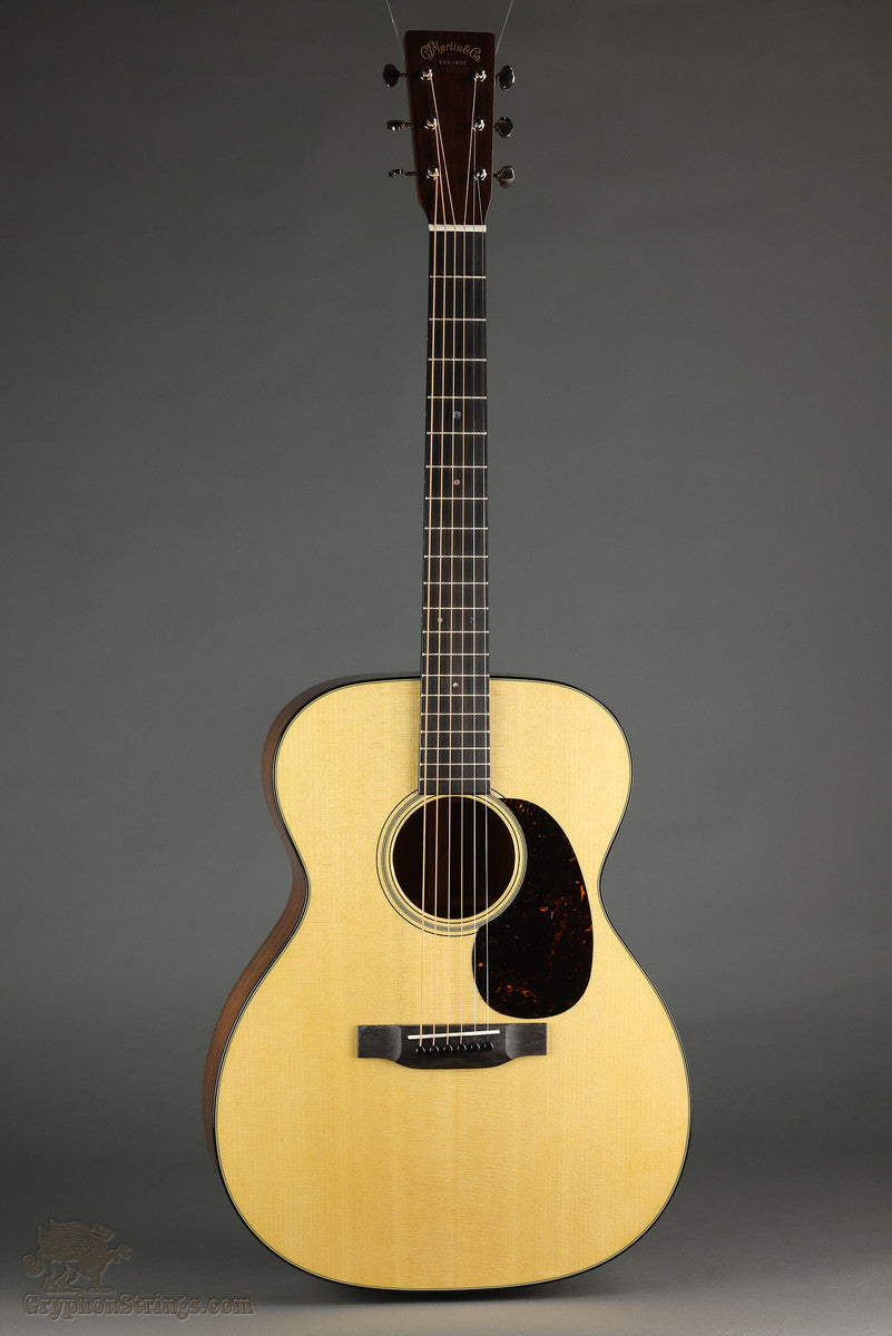 Martin 000-18 Steel String Acoustic Guitar - New – Gryphon Strings
