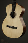 Taylor Guitars Academy 12e-N Nylon String Acoustic Guitar - New